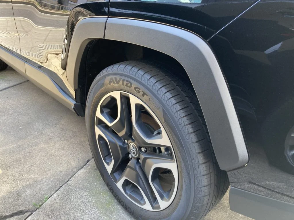 RAV4 実車写真4