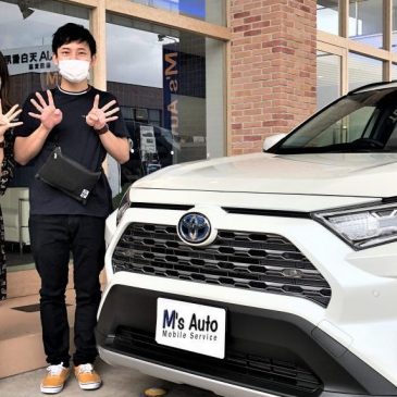 スタイリッシュなカスタムを取り入れたRAV4をご納車＾＾