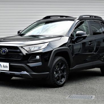 RAV4特別仕様車★アドベンチャーオフロードパッケージ！ワイルドなブラックが入庫です！！