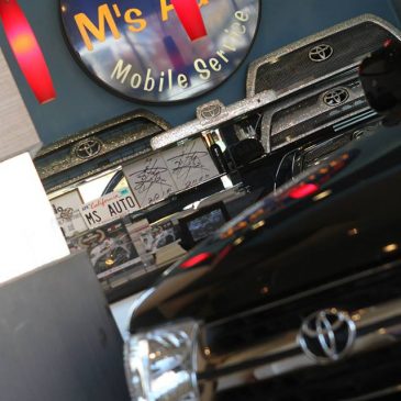 背面タイヤレスのカスタムSUV！185系サーフ入庫★