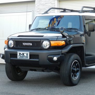 新車同等コンディションのFJクルーザー入庫！