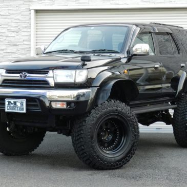 超希少！185系ハイラックスサーフ ボディリフトカスタムコンプリート入庫！