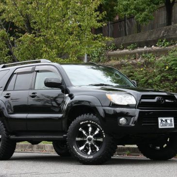 2インチリフトアップが特徴のカスタムサーフ★