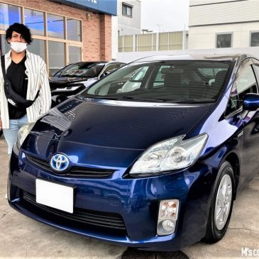 30系プリウスご納車！！