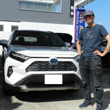ＲＡＶ４ ハイブリッド Ｇグレードご納車！