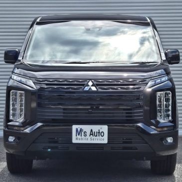 三菱 デリカD:5 ブラックエディション 7人乗り新古車が入庫しました!