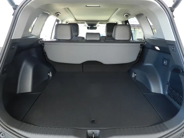 トヨタRAV4 2026年式 トランクルーム（荷室）