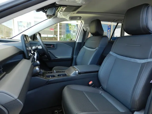 トヨタRAV4 2026年式 運転席・助手席シート