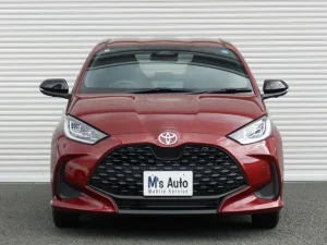 トヨタ ヤリス 未使用車 2026年式 Gグレード センシュアルレッドマイカ 入庫