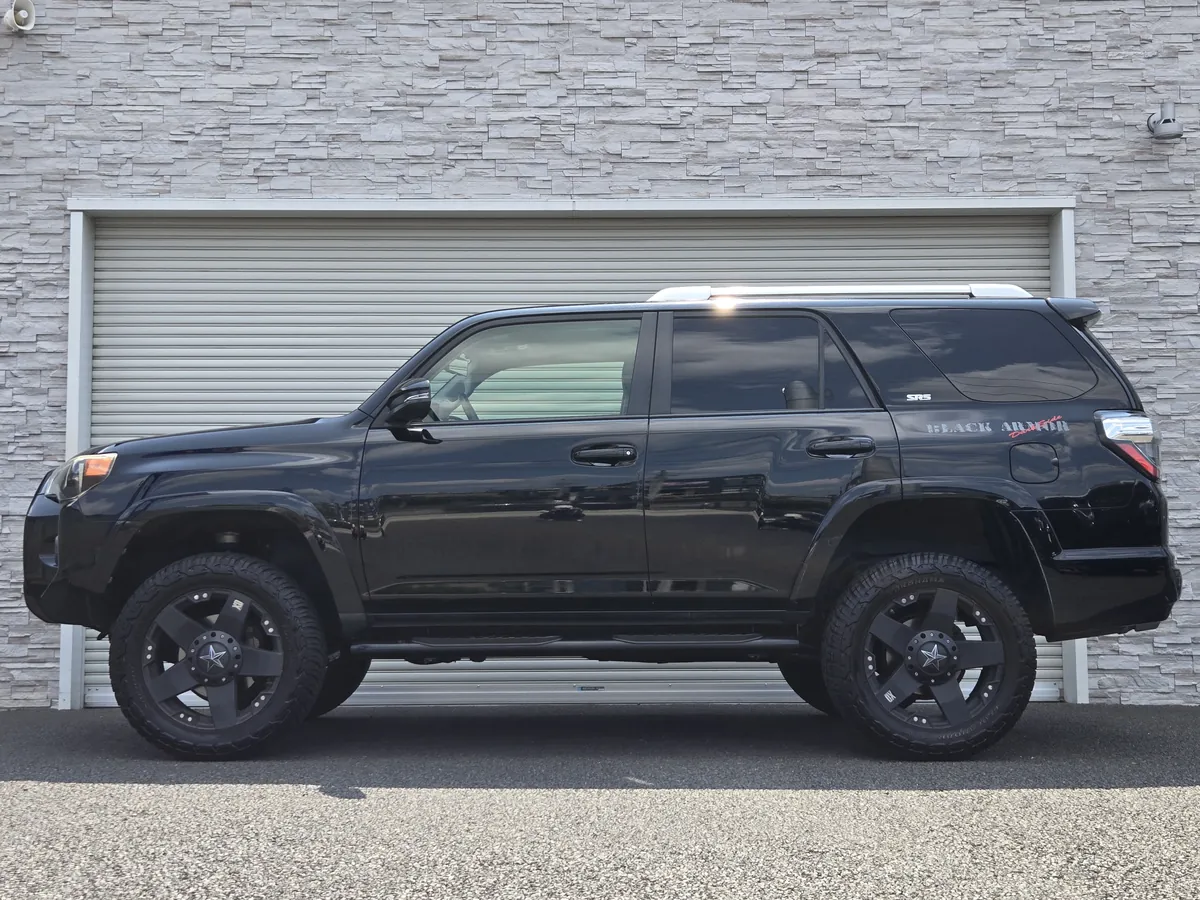 USトヨタ 4RUNNER 2014年式 ブラック サイドエクステリア