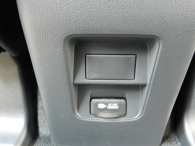 ノア 2026年式 AC100V 1500Wのアクセサリーコンセント