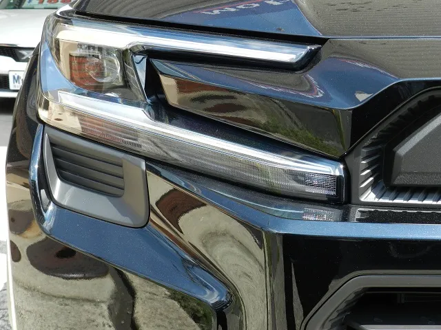 新型RAV4 2026年式 ヘッドライト右側