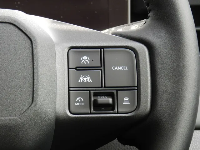 新型RAV4 2026年式 ステアリングスイッチ