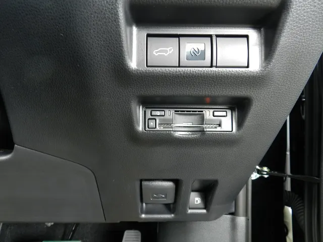 新型RAV4 2026年式 運転席操作部