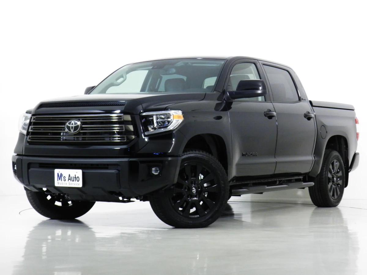 タンドラ 2021年モデル Limited Nightshade Special Edition の外装