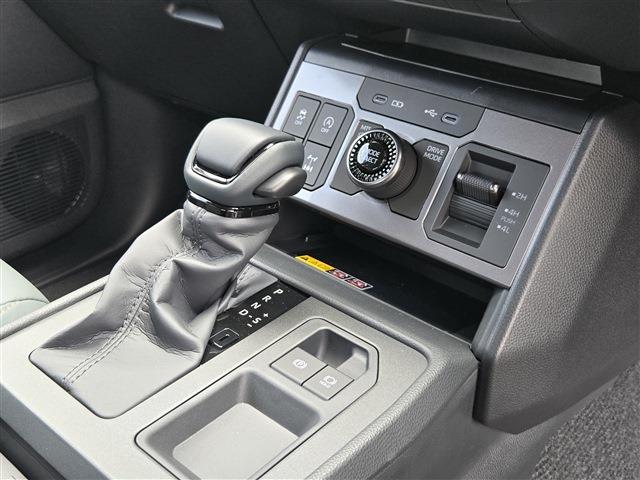 トヨタ ハイラックス Dキャブ Z Adventure 2026年式 写真75
