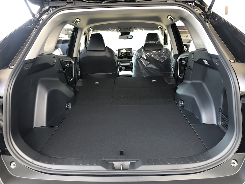 RAV4 実車写真9