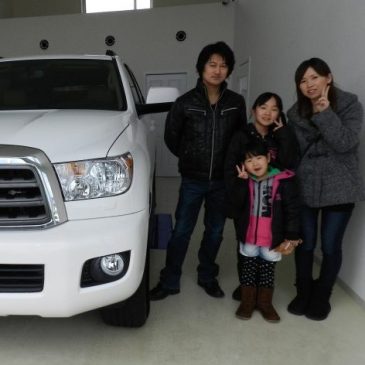 USトヨタ セコイア SR5 プレミアム 4X4をご納車
