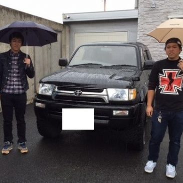 人生一台目ハイラックスサーフご納車