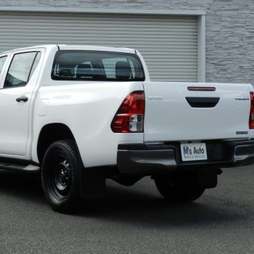 即納可能！国産ピックアップトラック”HILUX”入庫！