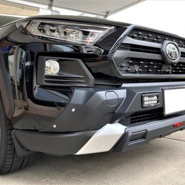 RAV4カスタム☆TRDフロントバンパーガーニッシュ！！