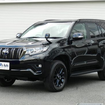 トヨタのブラックカスタムSUV”PRADO Black Edition”