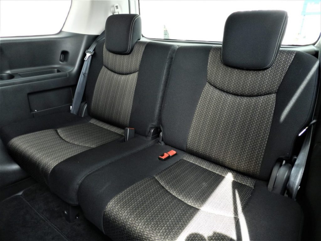 日産 セレナ 実車写真10