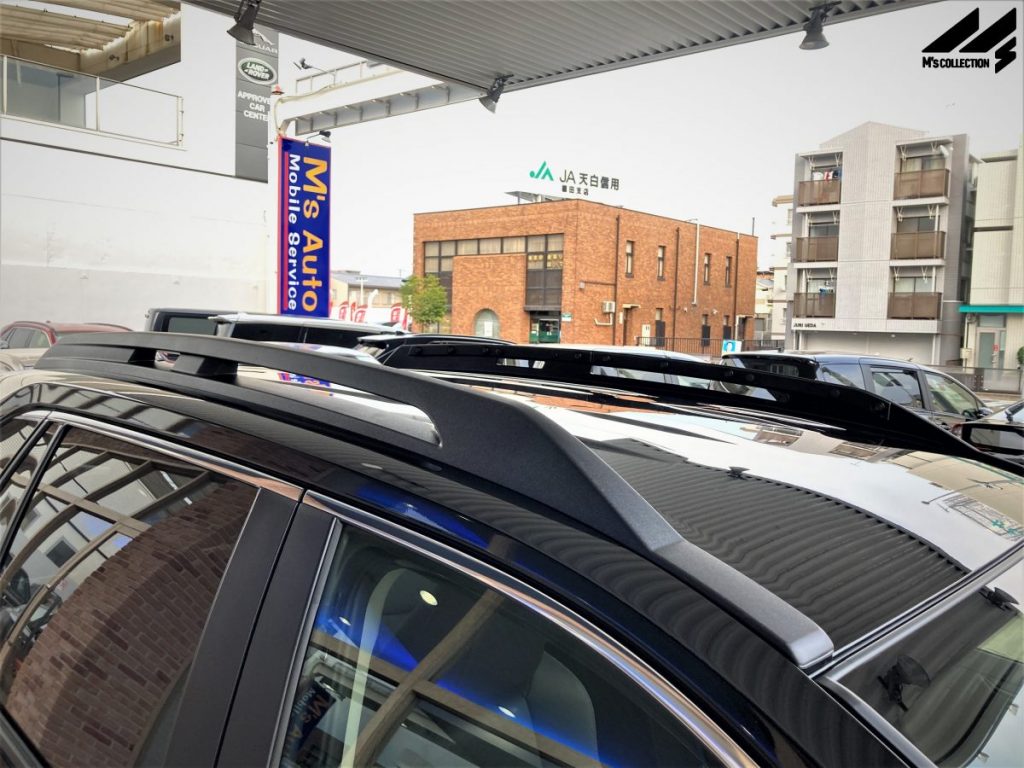 トヨタRAV4 専用ルーフレールのクローズアップ