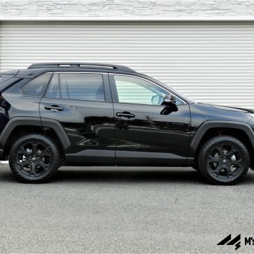 ブラックSUV好きにはこのRAV4(＾∇＾)ﾉ★