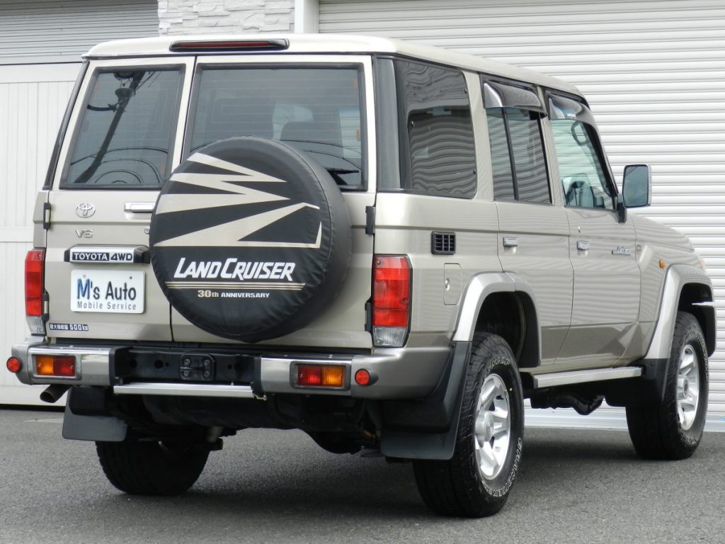 ランドクルーザー 実車写真2