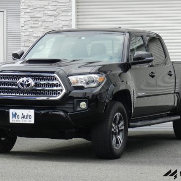 逆輸入車 現行モデル トヨタ タコマ 入庫！