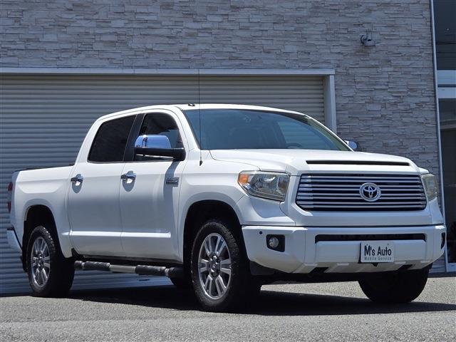 US TOYOTA TUNDRA Crew Max Platinum 4X4 2014年式 写真2