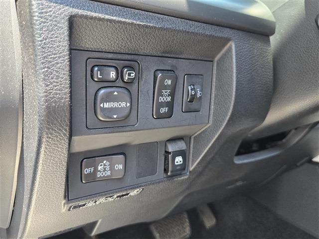 US TOYOTA TUNDRA Crew Max Platinum 4X4 2014年式 写真21