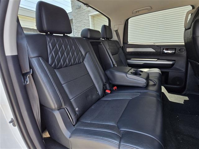 US TOYOTA TUNDRA Crew Max Platinum 4X4 2014年式 写真28