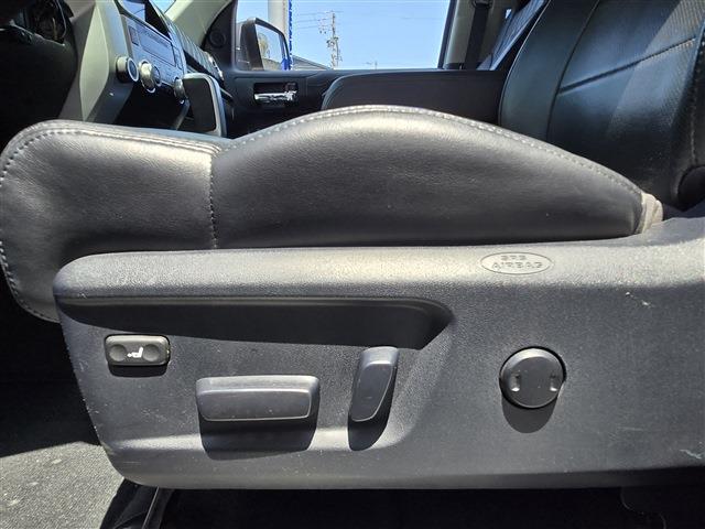 US TOYOTA TUNDRA Crew Max Platinum 4X4 2014年式 写真35