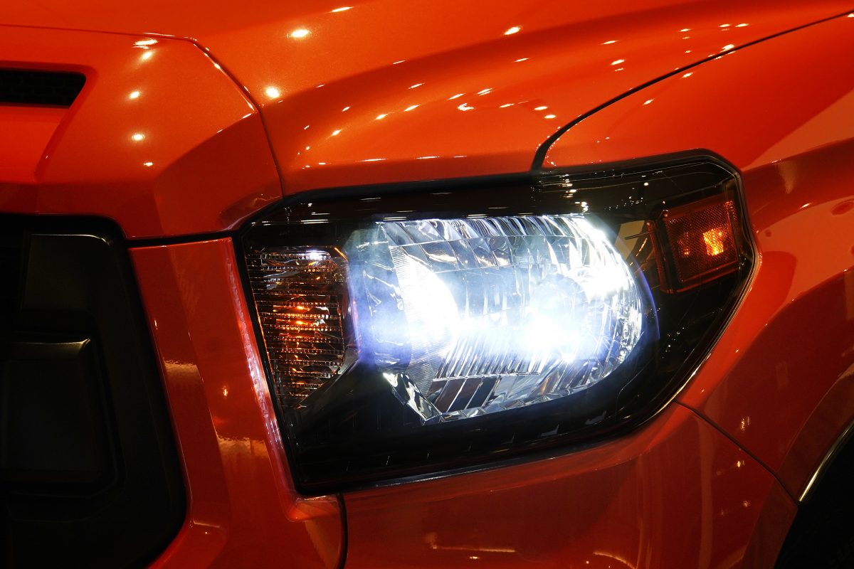 タンドラ用 LEDヘッドライトキット
