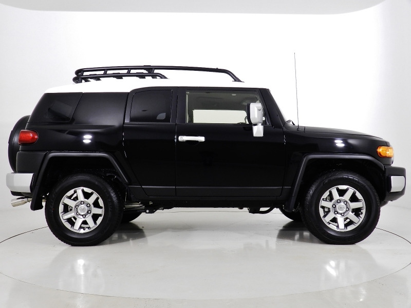 USトヨタ FJクルーザー(FJ CRUISER) 実車写真3