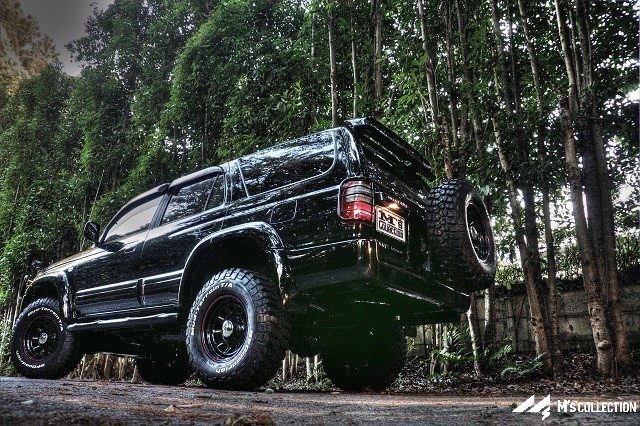 ハイラックスサーフ 実車写真4