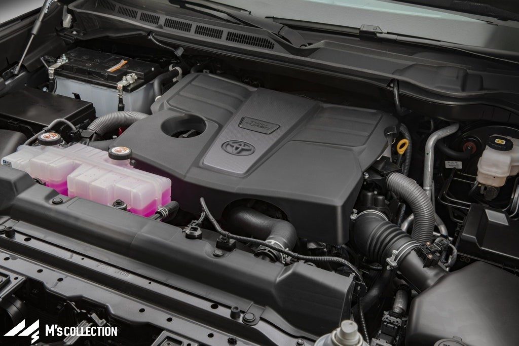 3500cc V6ツインターボエンジンを搭載したエンジンルーム