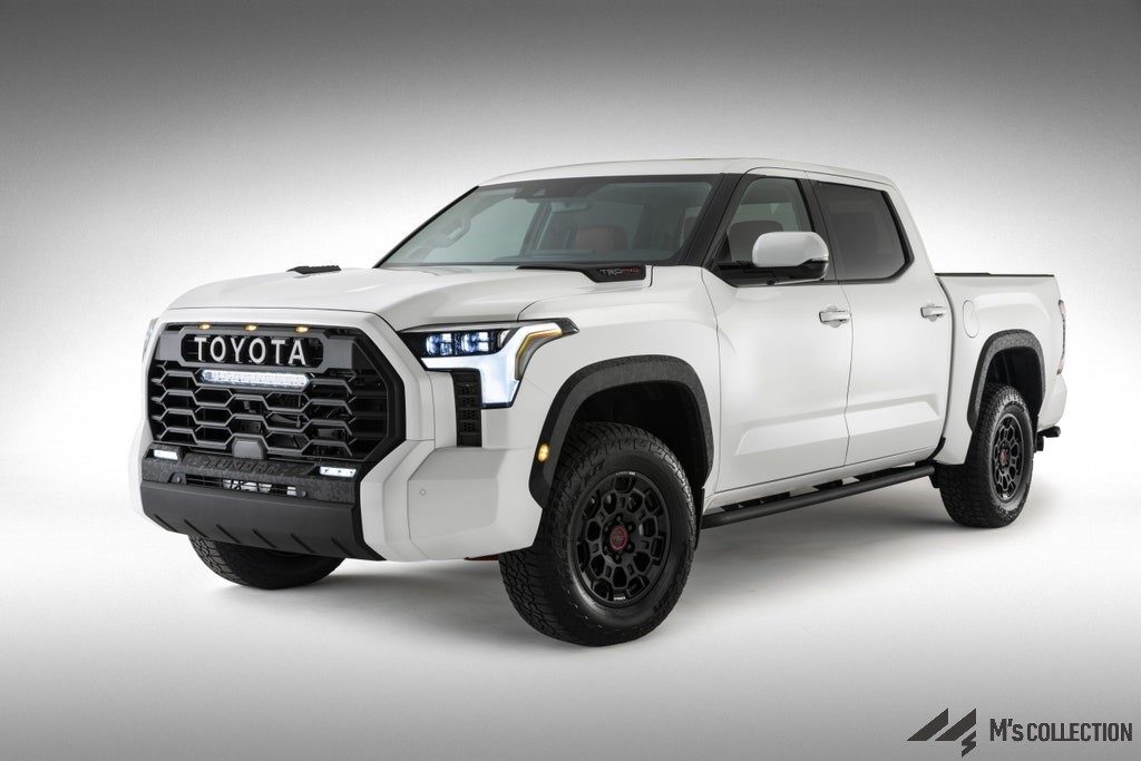 TUNDRA TRD-PRO ホワイトカラー フロント斜めからの荷台付き全体像