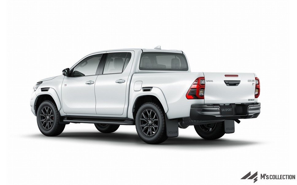 TOYOTA HILUX Z GR SPORT リアクォーターからの外観