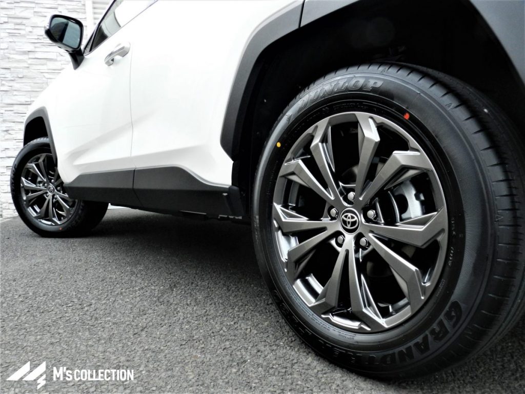 RAV4ハイブリッド マイナーチェンジ後のダークプレミアムメタリックホイール