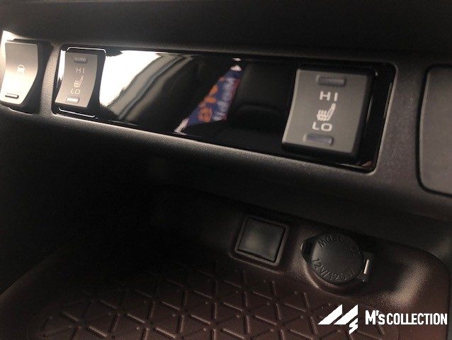 RAV4ハイブリッドG 快適温熱シートとベンチレーションスイッチ
