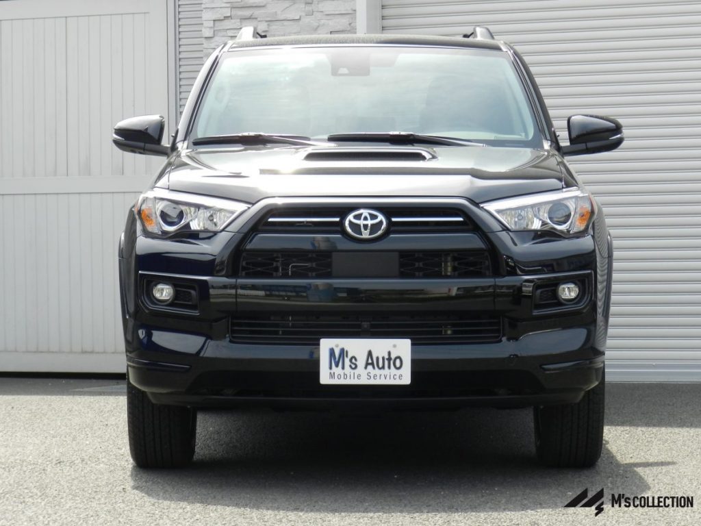 US TOYOTA 2022 4RUNNER TRD Sport 4X4、ブラックボディー、フロント正面外観