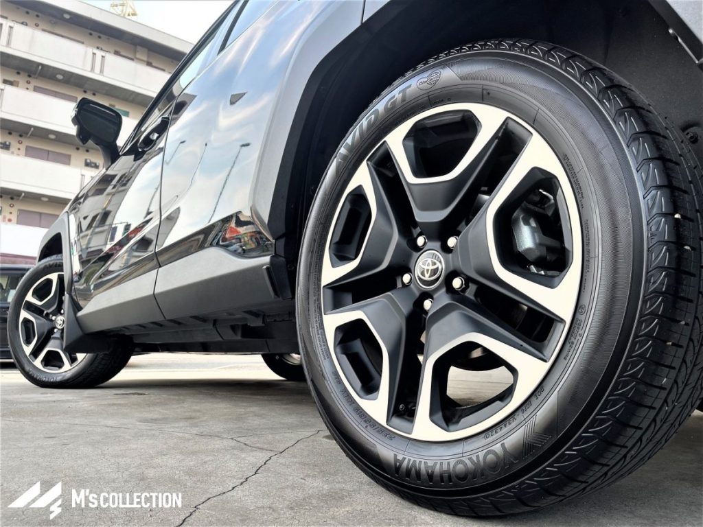 RAV4 実車写真5