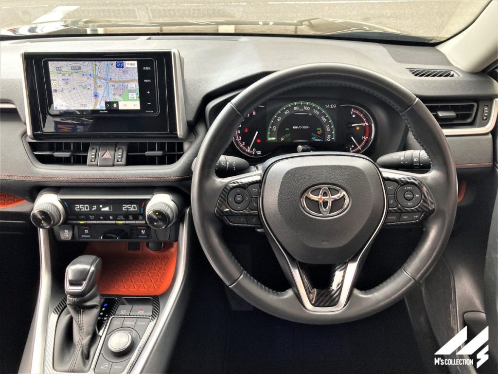 RAV4 実車写真9