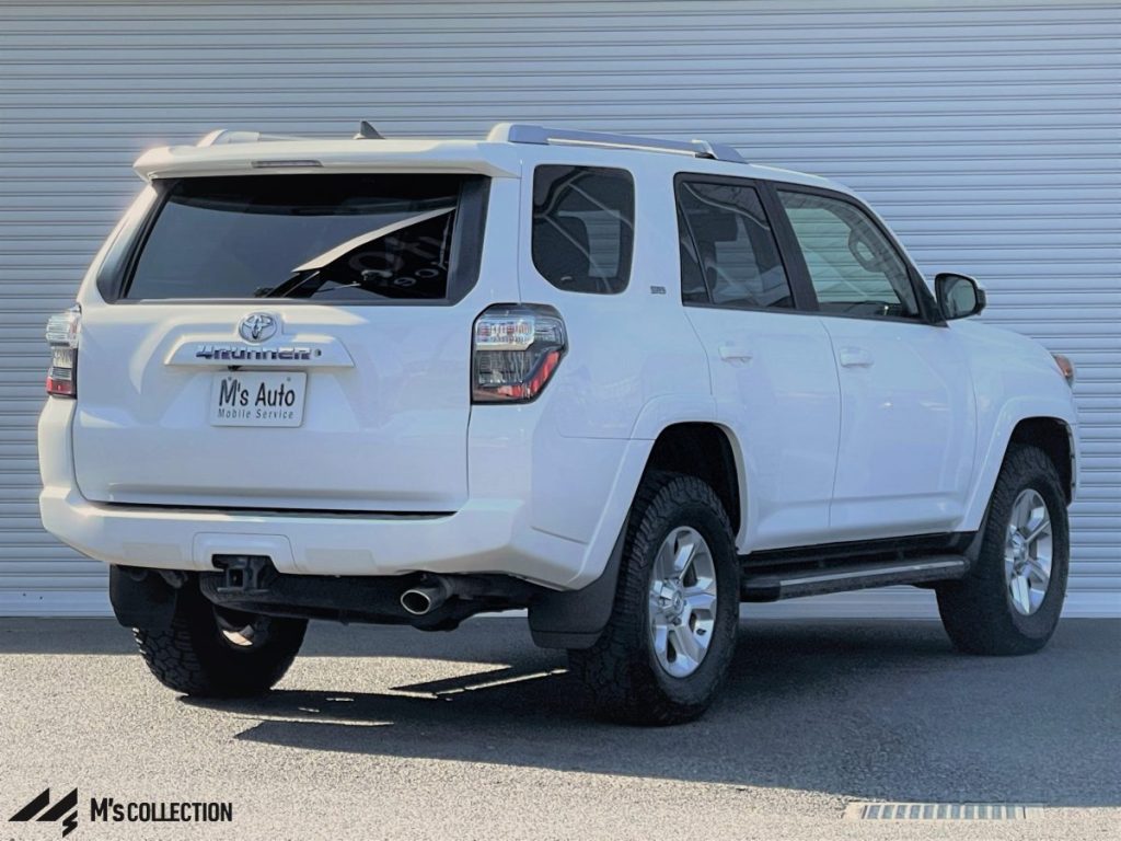 USトヨタ 4RUNNER SR5 ホワイト リア左方からの外観