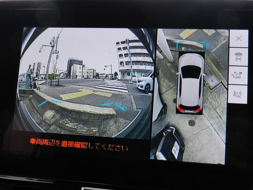 ヤリスクロス 実車写真3