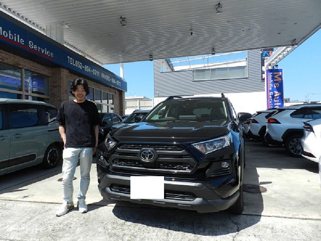 RAV4 実車写真1