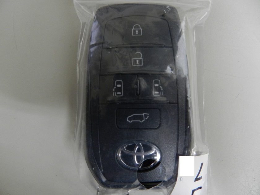 ノア S-Z スマートキー新品状態